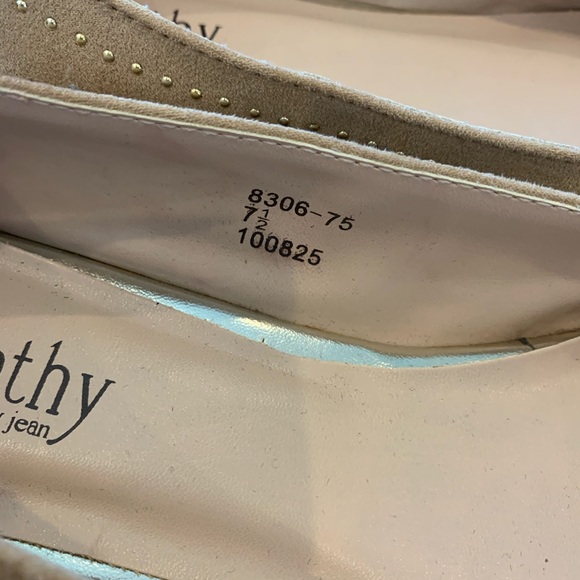 New Tan Cathy by Cathy Jean Pointed Toe Flats - Picture 4 of 4